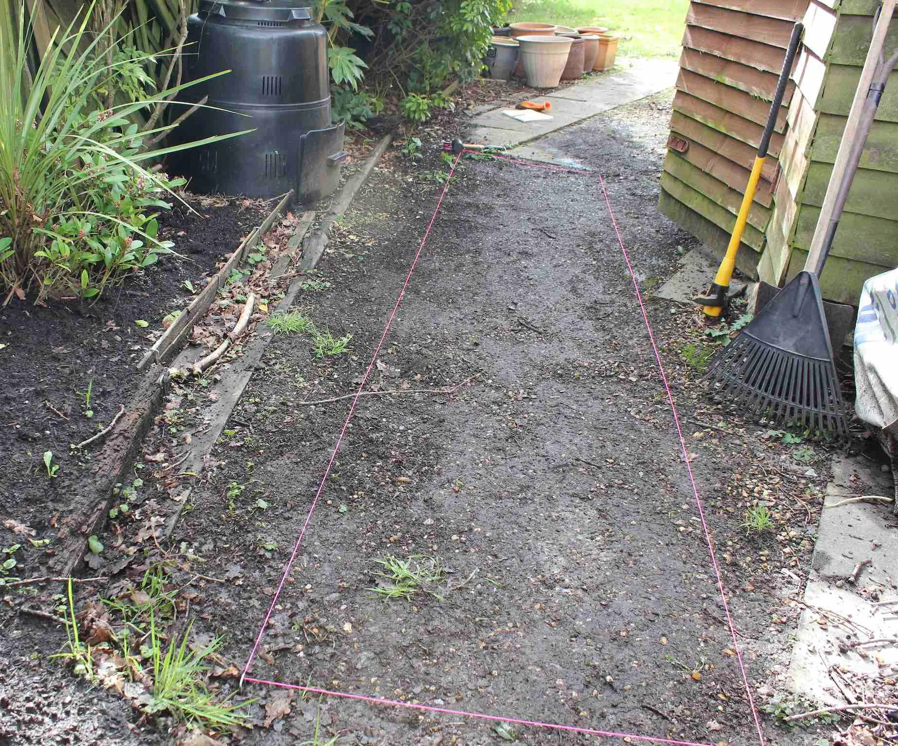 Measuring out a space with string