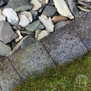 Word2 grey slate chippings Grey slate chippings - image 3