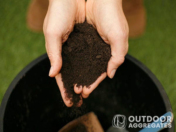 Word2 premium topsoil Premium topsoil - image 3